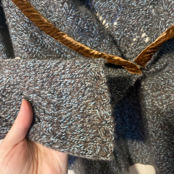 D.Exterior exclusive Italian brand sweater - Picture 3 of 3